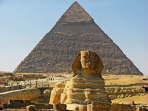 Chefrénova pyramida a sfinga