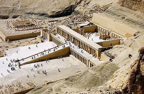Djeser-Djeseru Hatshepsut v Luxoru